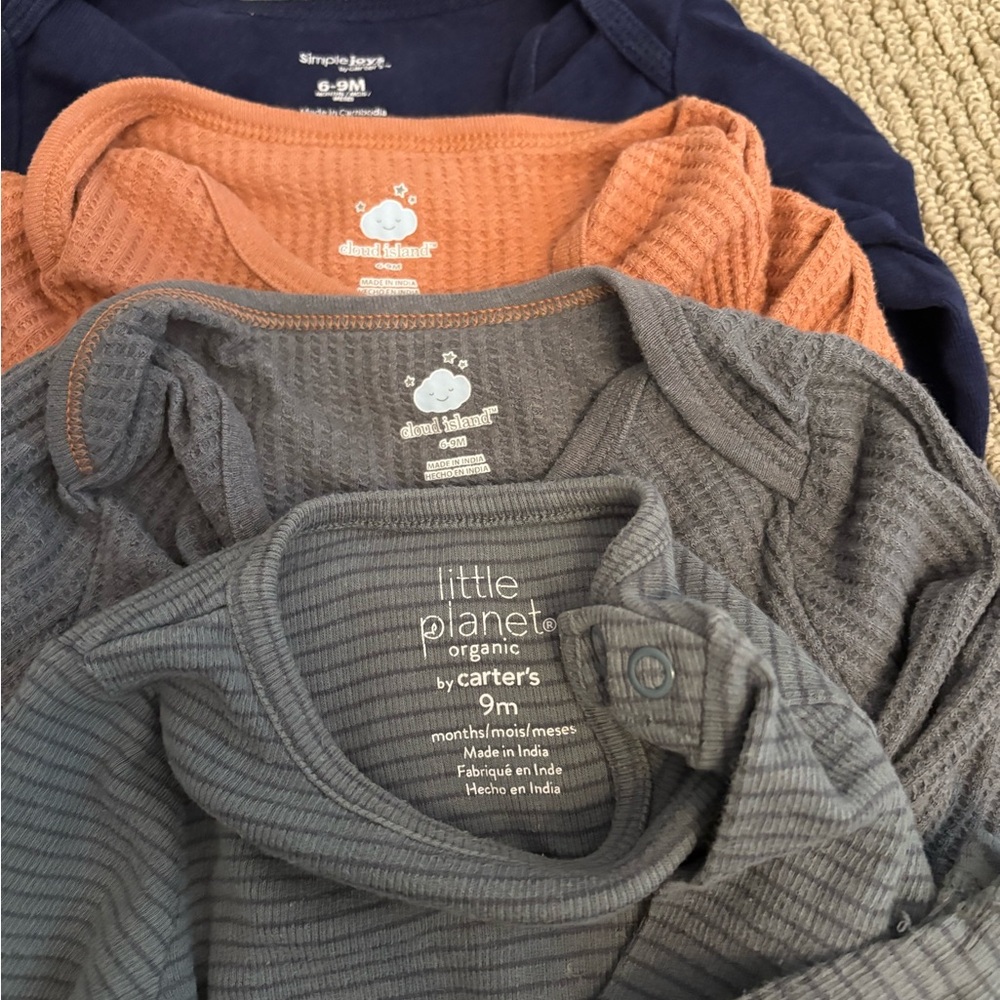 Lot of 9m Baby Boy Clothing - Onesies, Pajamas, Shorts & More - Picture 5 of 11
